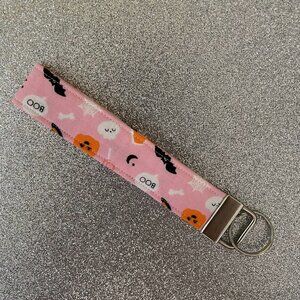 Lot of 5 Holiday NWOT Handmade Fabric Key Chain/Key Fob